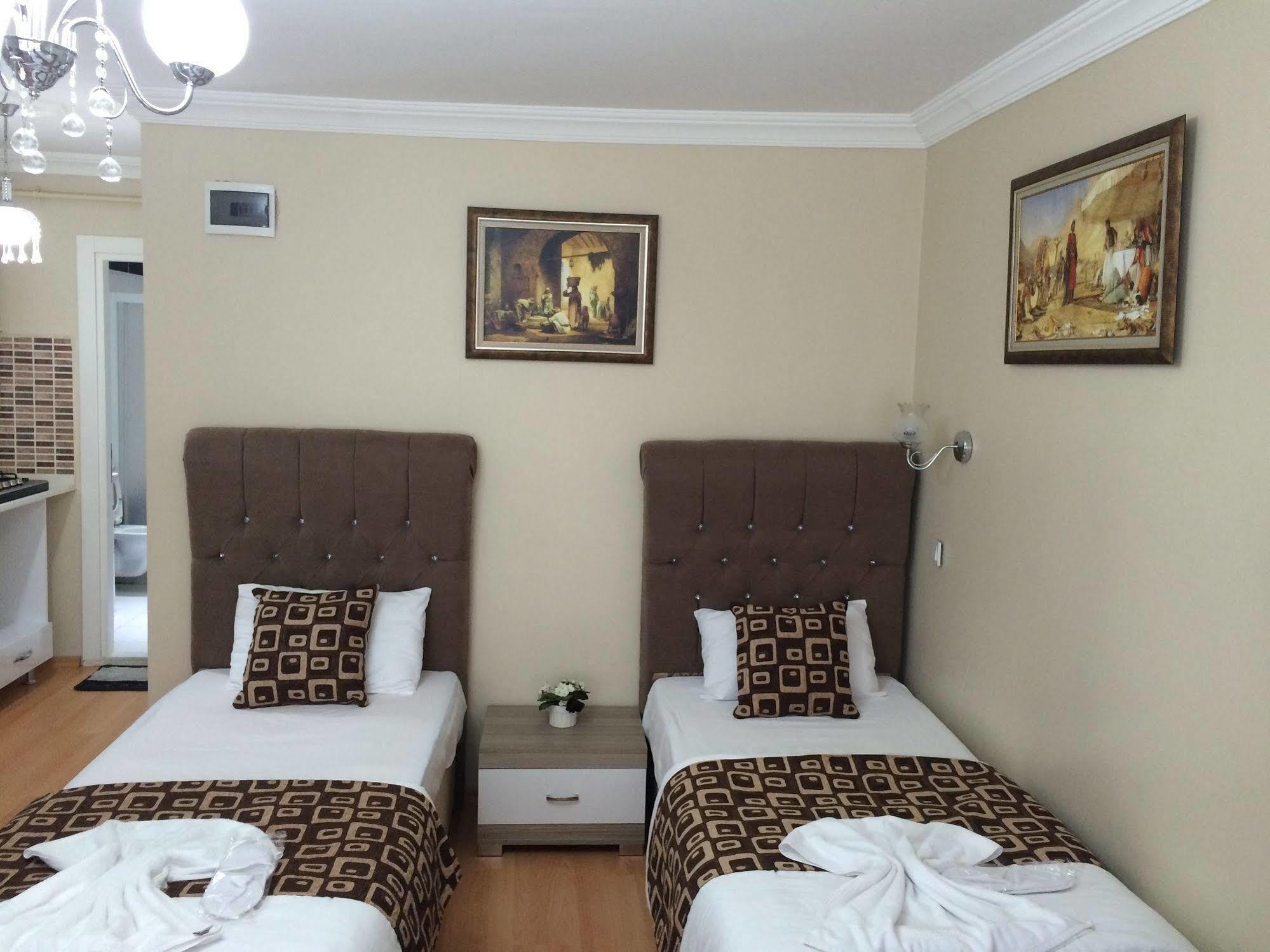 Black Bird Suite Hotel อิสตันบูล ภายนอก รูปภาพ
