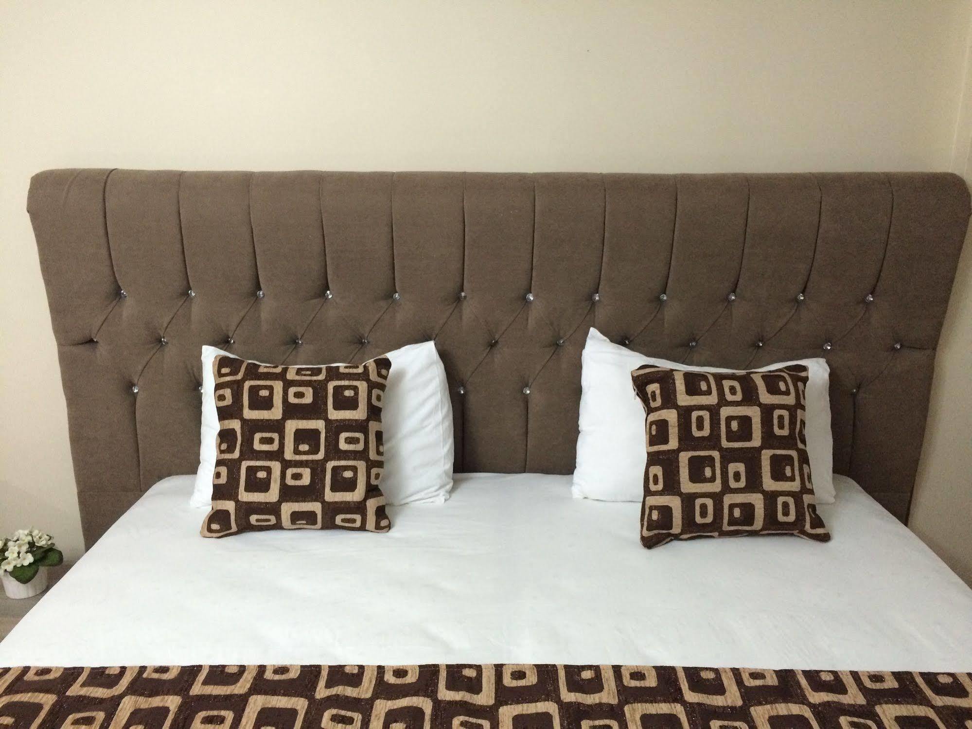Black Bird Suite Hotel อิสตันบูล ภายนอก รูปภาพ